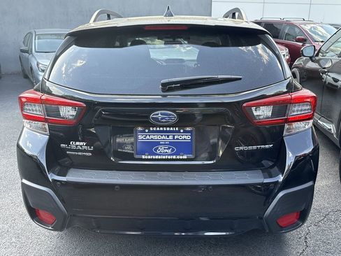 Used 2023 Subaru Crosstrek 2.5i Limited AWD/4WD image 6