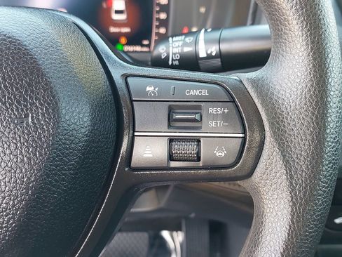 Used 2025 Honda Accord SE image 17