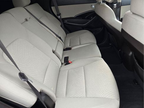Used 2017 Hyundai Santa Fe Sport FWD image 28