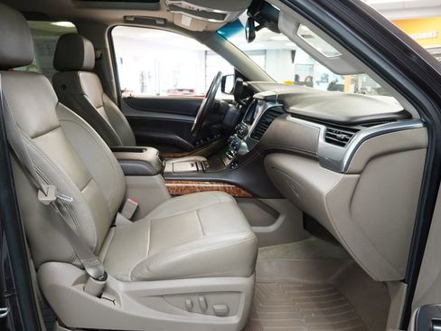 Used 2015 Chevrolet Tahoe LTZ image 41