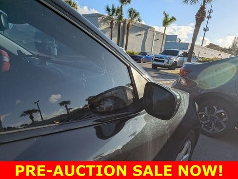 Used 2015 Dodge Dart SXT image 16