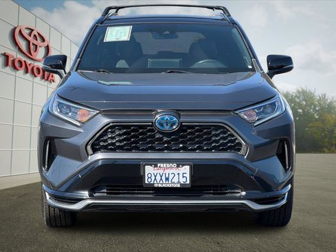 Certified 2021 Toyota RAV4 XSE w/ Weather Package AWD/4WD image 8