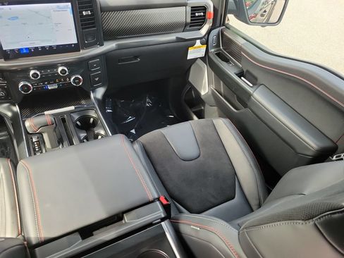 Used 2026 Ford F150 Raptor AWD/4WD image 11