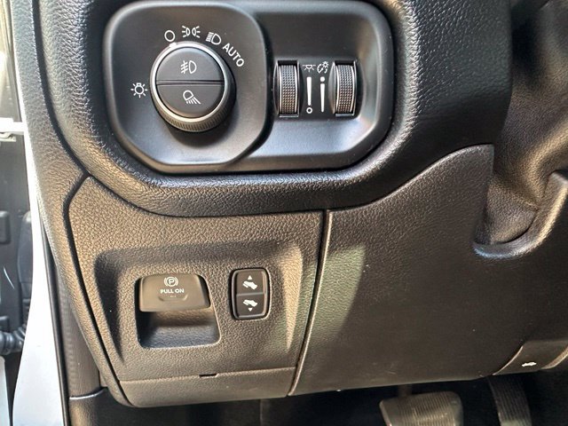 Used 2020 RAM 1500 Laramie w/ Night Edition AWD/4WD image 21