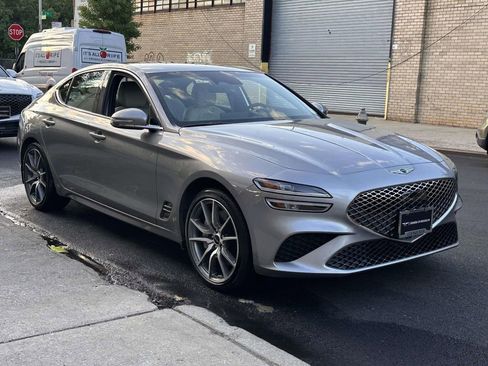 Used 2025 Genesis G70 2.5T AWD/4WD image 7