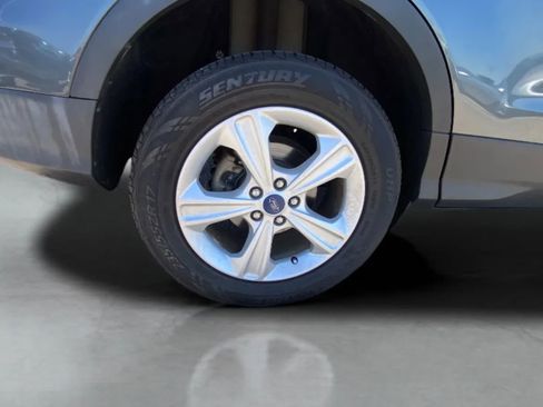 Used 2015 Ford Escape SE w/ Equipment Group 201A FWD image 39