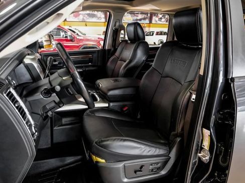 Used 2018 RAM 3500 Laramie w/ Convenience Group AWD/4WD image 34