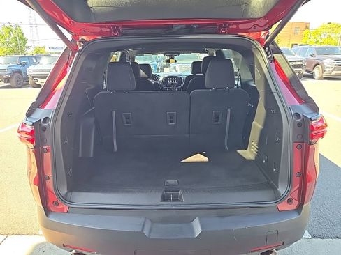 Used 2023 Chevrolet Traverse LT FWD image 47