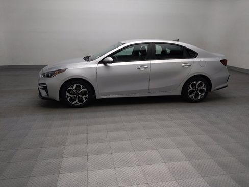 Used 2021 Kia Forte LXS FWD image 2