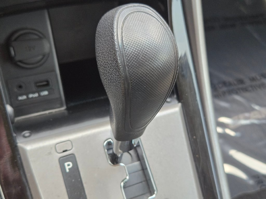 Used 2013 Hyundai Elantra GLS FWD image 19