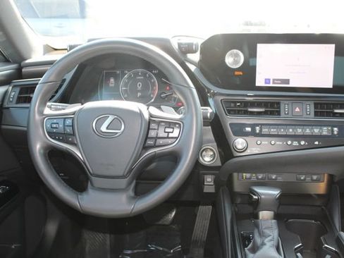 Certified 2024 Lexus ES 350 w/ Premium Package FWD image 14