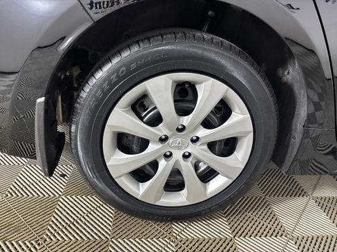 Used 2026 Toyota Corolla LE FWD image 32