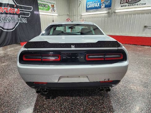 Used 2021 Dodge Challenger R/T RWD image 6
