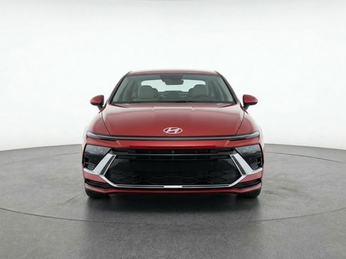 Used 2025 Hyundai Sonata SEL image 2