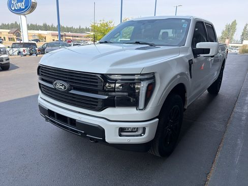 Used 2024 Ford F150 Platinum w/ FX4 Off-Road Package AWD/4WD image 3