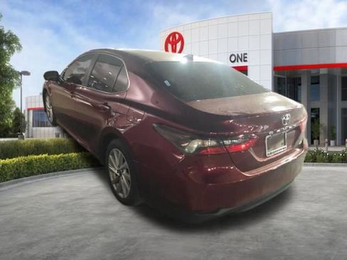 Used 2021 Toyota Camry LE w/ Carpet Mat Package (TMS) image 3