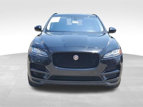Used 2017 Jaguar F-PACE Prestige AWD/4WD image 2