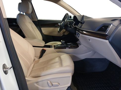 Used 2019 Audi Q5 2.0T Premium w/ Convenience Package image 15