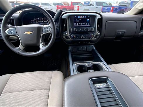 Used 2018 Chevrolet Silverado 1500 LT w/ Texas Edition RWD image 16