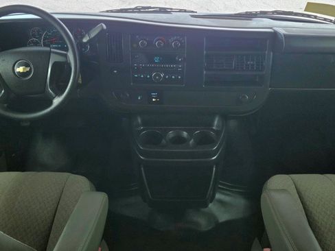 Used 2014 Chevrolet Express 2500 LS image 12