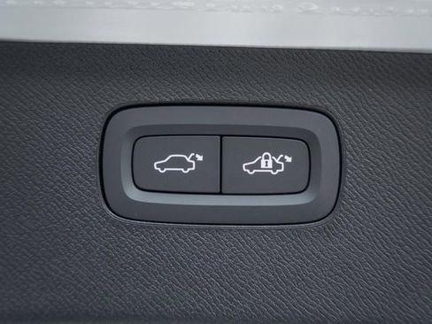 New 2026 Volvo XC90 B6 Ultra w/ Protection Package Premier image 10