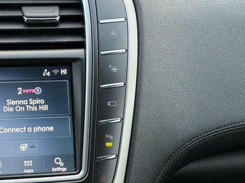 Used 2020 Lincoln Nautilus Reserve w/ Equipment Group 201A image 22