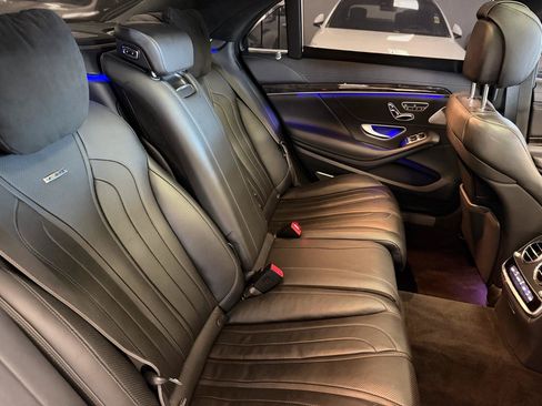 Used 2015 Mercedes-Benz S 63 AMG 4MATIC Sedan image 27