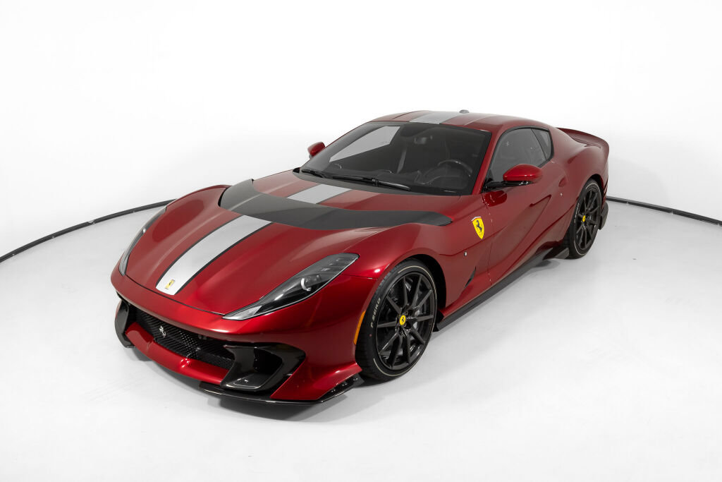 Certified 2022 Ferrari 812 Competizione RWD image 5