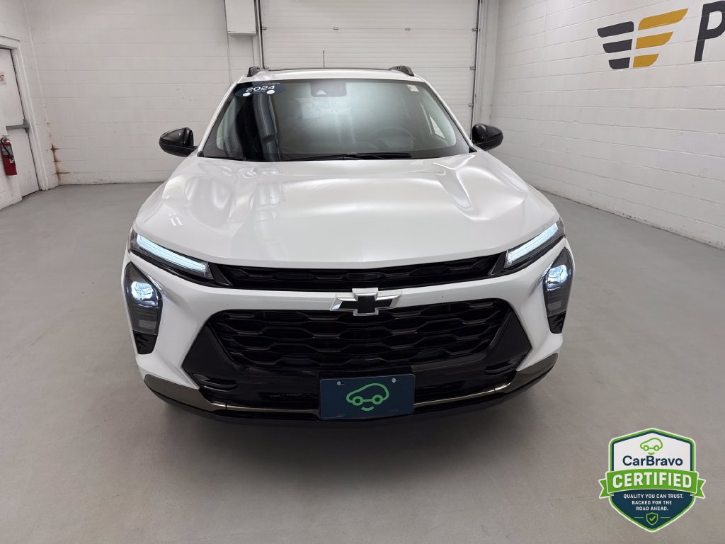 Used 2024 Chevrolet Trax ACTIV w/ Sunroof Package FWD image 9