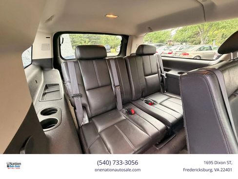 Used 2009 Chevrolet Suburban LT AWD/4WD image 19