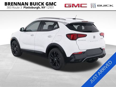 Certified 2024 Buick Encore GX Sport Touring AWD/4WD image 3