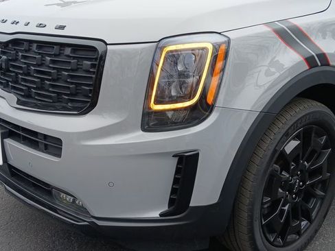 Used 2022 Kia Telluride SX w/ Nightfall Edition Package image 33