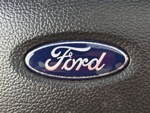 Used 2022 Ford F350 Lariat w/ Black Appearance Package image 21