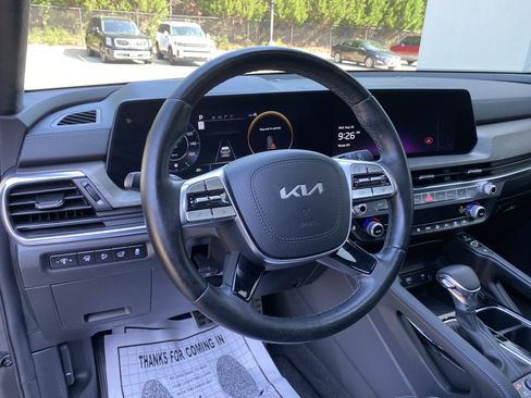 Used 2024 Kia Telluride SX Prestige X-Line AWD/4WD image 17
