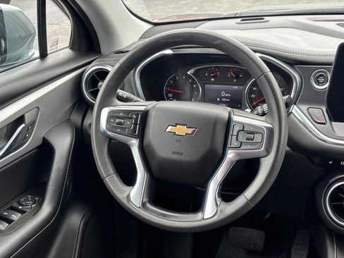 Certified 2024 Chevrolet Blazer LT w/ Convenience Package FWD image 12