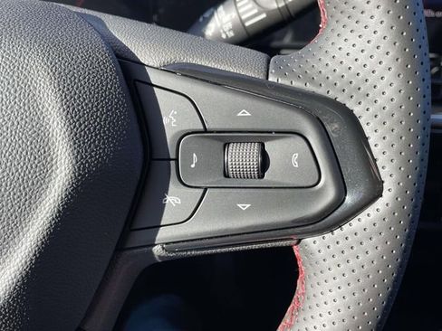 New 2026 Chevrolet Trax RS w/ Sunroof Package image 21