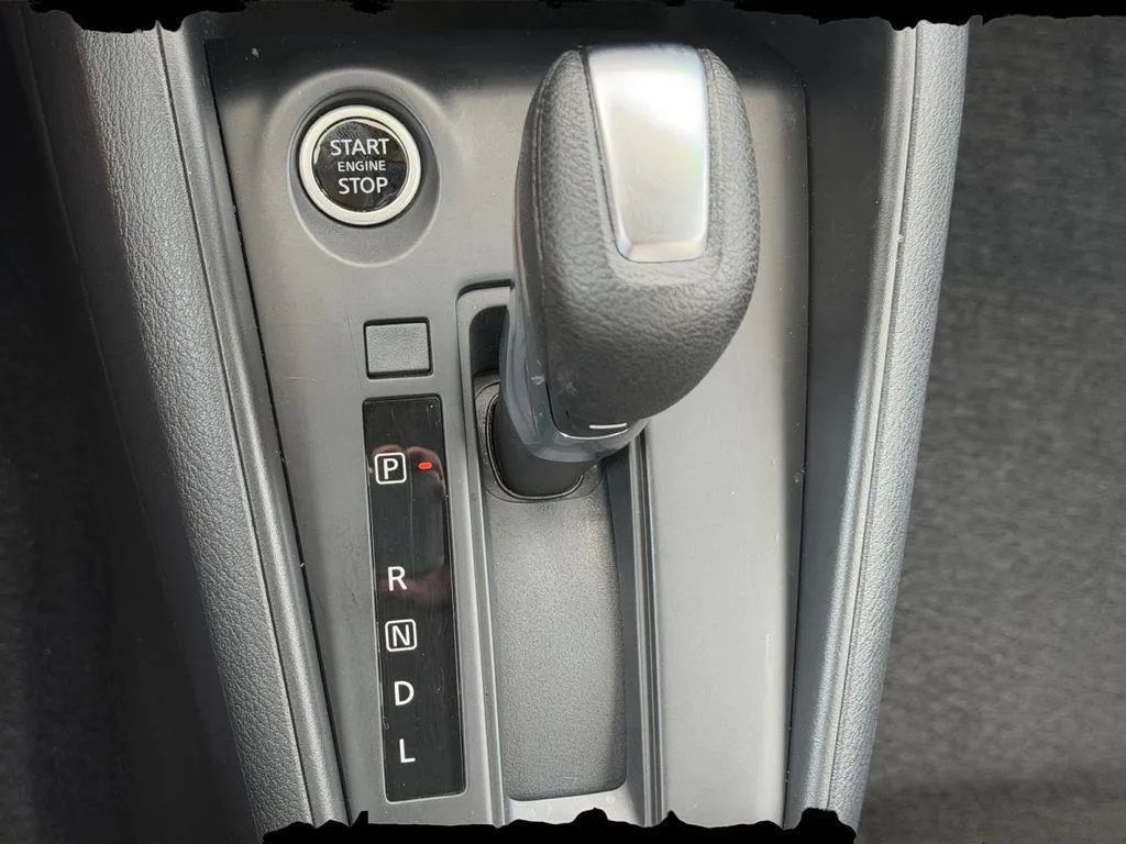 Used 2025 Nissan Kicks Play S FWD image 12