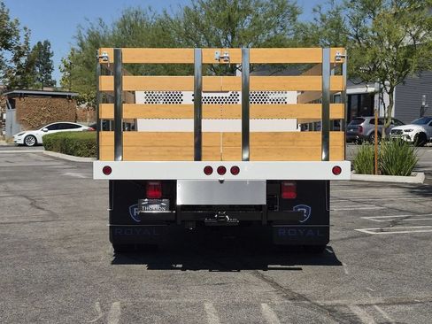 New 2026 GMC Sierra 3500 Pro w/ Convenience Package RWD image 8