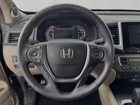 Certified 2017 Honda Pilot EX-L image 11