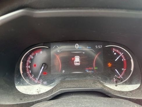 Used 2023 Toyota RAV4 XLE Premium FWD image 10