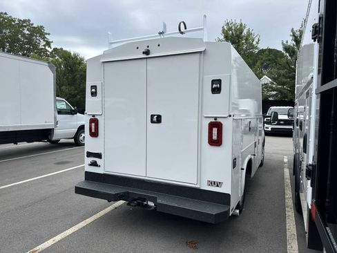 New 2026 Ford Transit 350 w/ Interior Upgrade Package RWD image 8