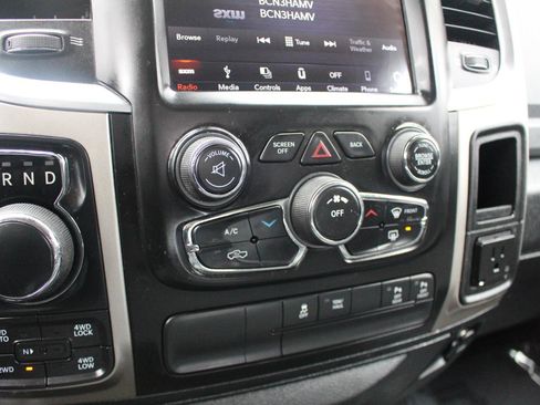 Used 2018 RAM 1500 Big Horn image 28