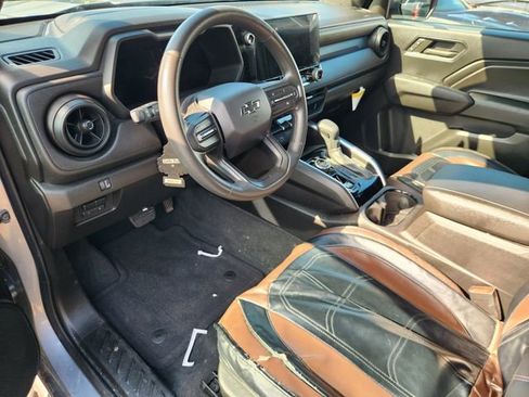 Used 2024 Chevrolet Colorado Trail Boss w/ Advanced Trailering Package AWD/4WD image 8