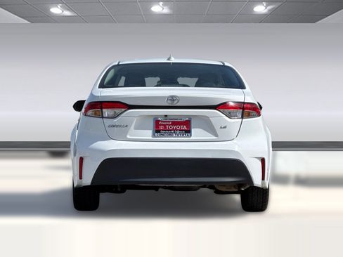 Used 2024 Toyota Corolla LE FWD image 10