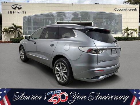 Used 2023 Buick Enclave Avenir w/ Avenir Technology Package AWD/4WD image 4