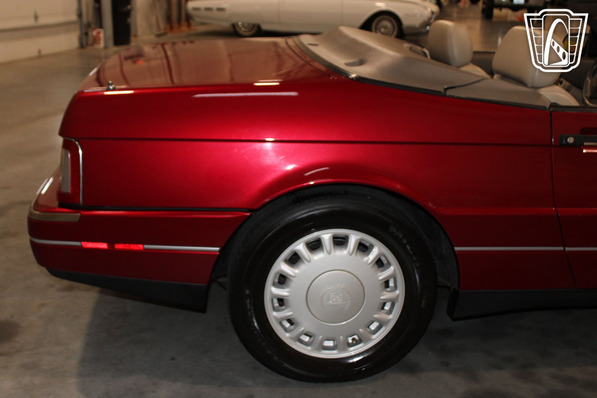 Used 1993 Cadillac Allante FWD image 30