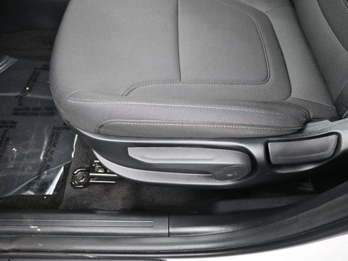 Used 2025 Hyundai Tucson SE image 15