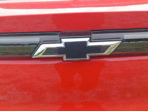 Used 2025 Chevrolet Equinox EV RS image 32