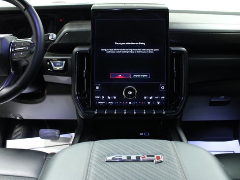 Used 2026 GMC Yukon AT4 w/ AT4 Premium Plus Package AWD/4WD image 20