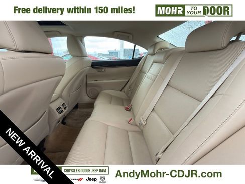 Used 2015 Lexus ES 350 w/ Premium Package image 18